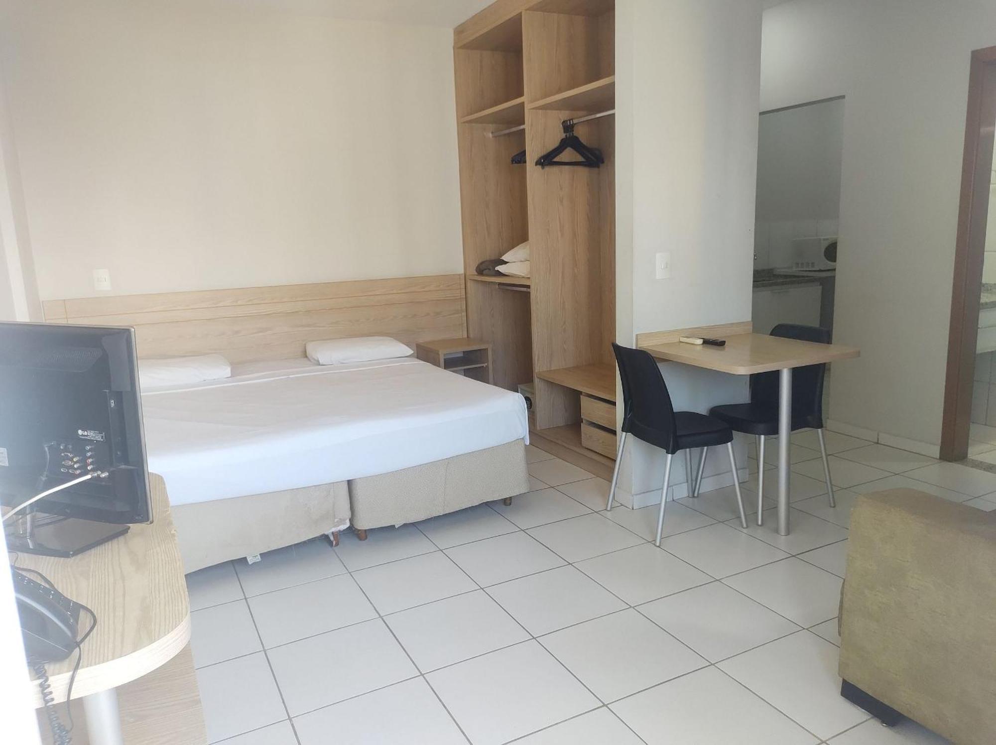Suite Golden Express Roberto Imoveis Калдас Новас Екстериор снимка